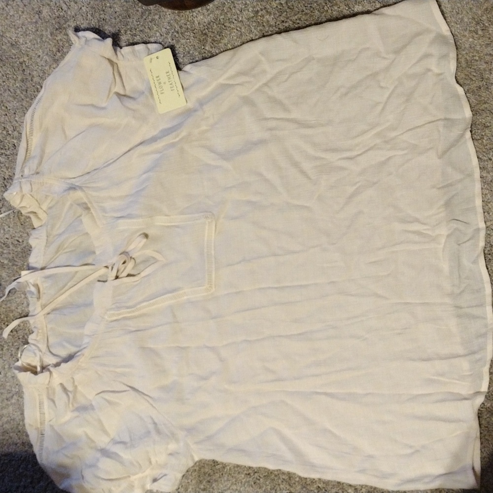 Creme top 2xl NWT